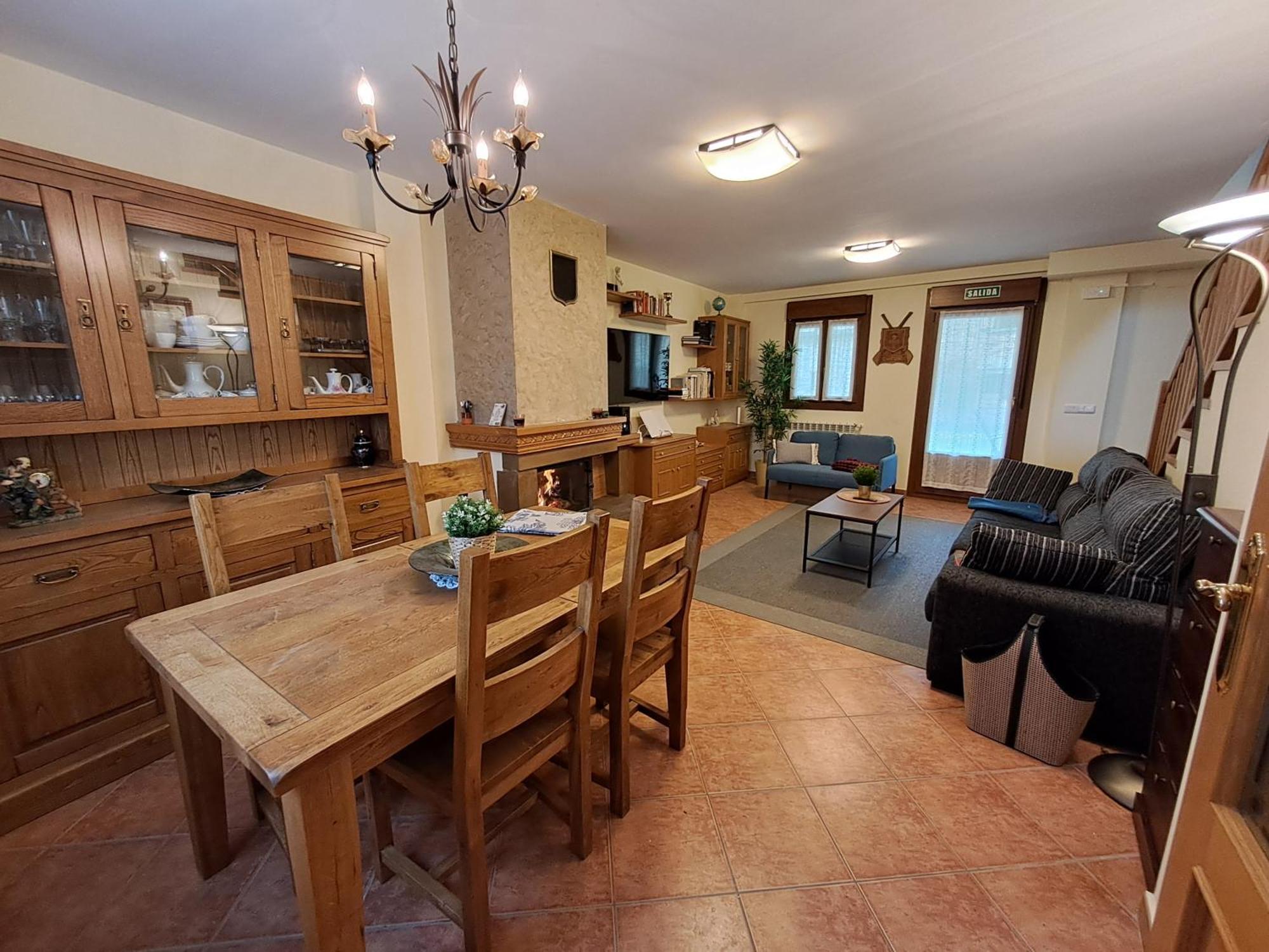 Casa Rural Torreblanca Urroz Exteriör bild