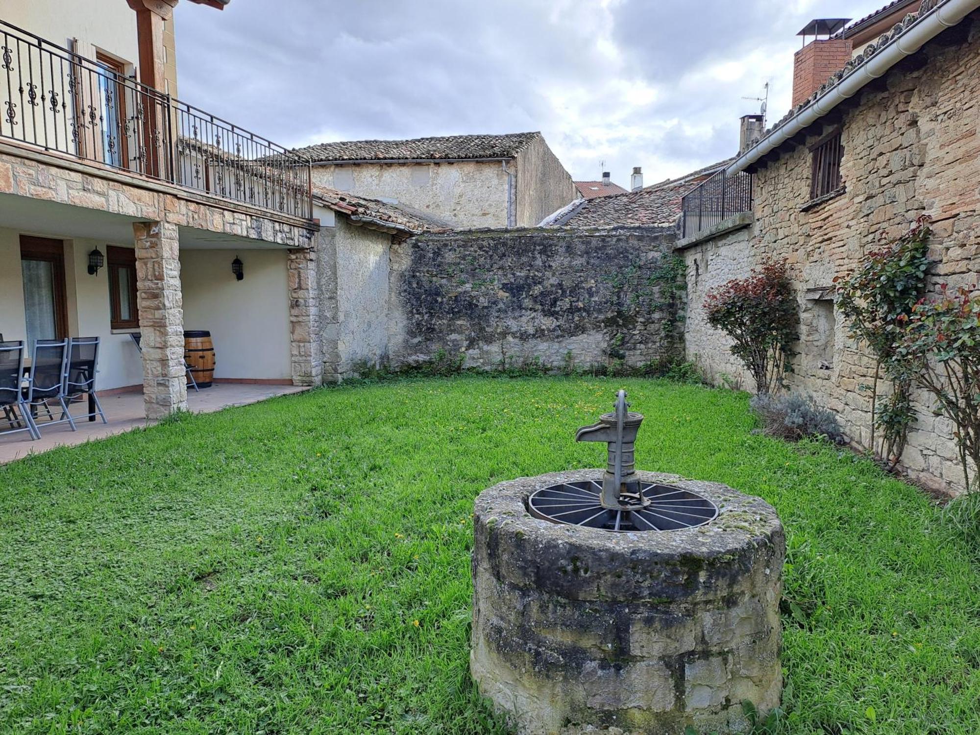 Casa Rural Torreblanca Urroz Exteriör bild
